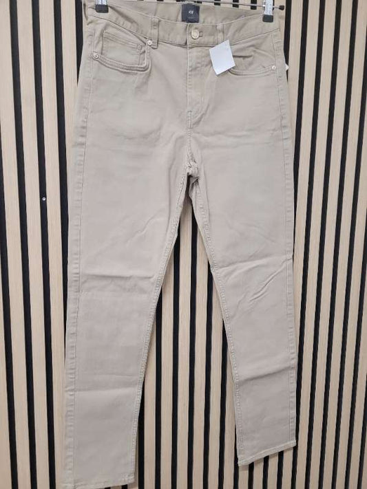 H&M slim fit 31/32 ljósar