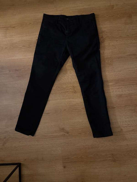 Carhartt chinos svartar