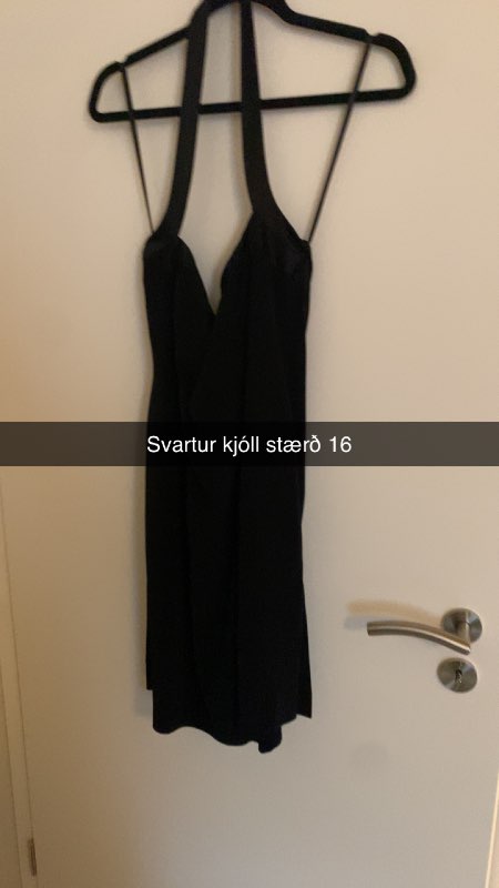 Svartur kjóll