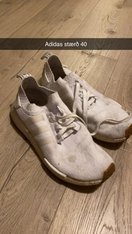 Adidas skór