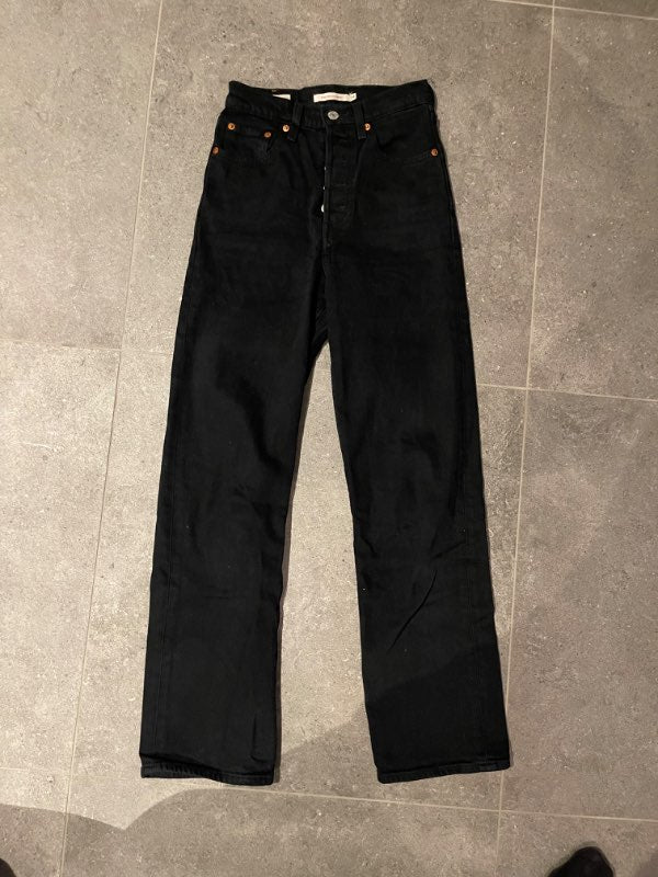 Levis high waisted gallabuxur