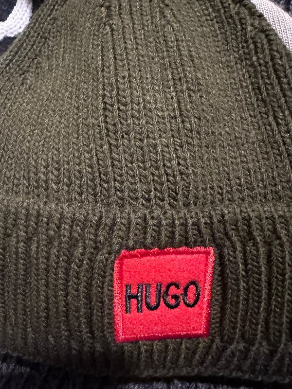 Hugo hat