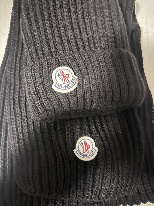 Moncler hat/scarf  grey