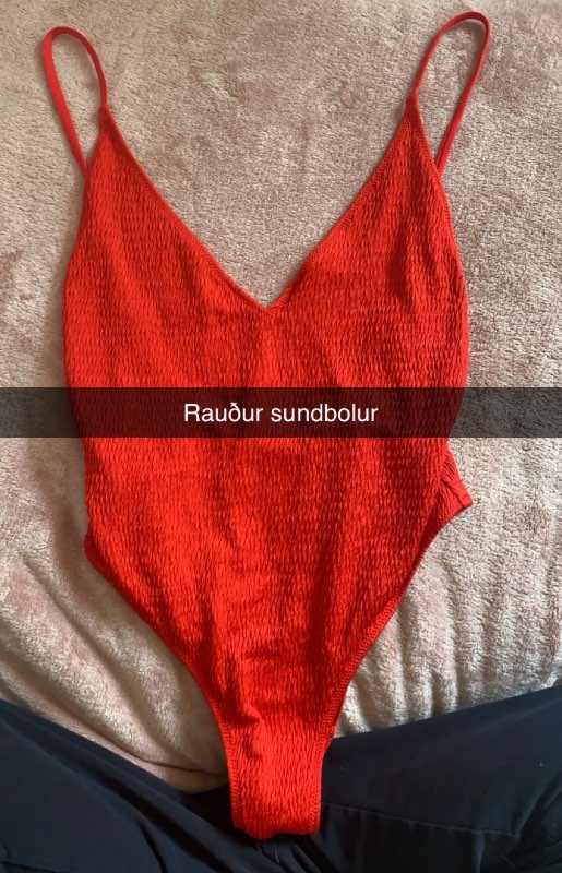 Rauður sundbolur