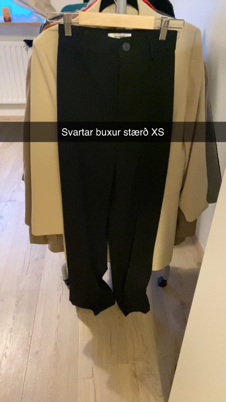 Svartar buxur