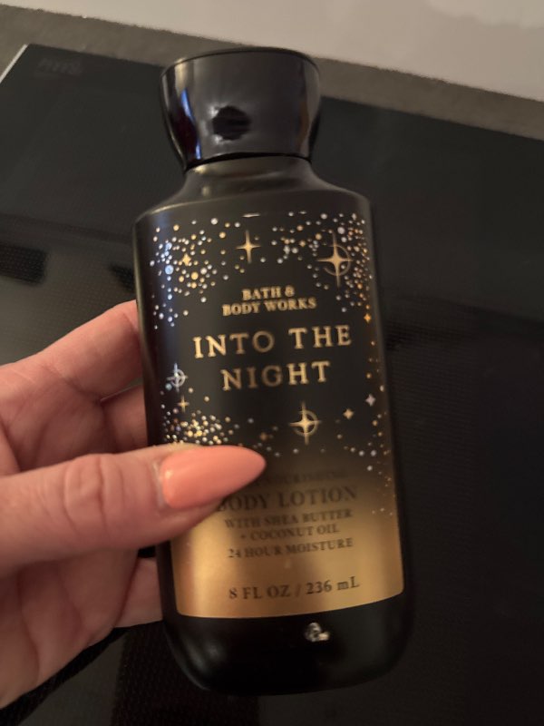 In to the night bodylotion